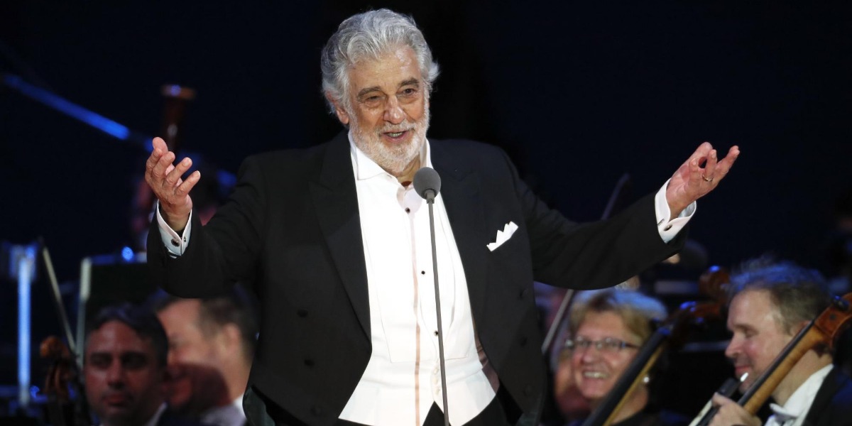 Plácido Domingo pidió perdón este martes a las mujeres que lo denunciaron por acoso sexual y por el daño que les causó.