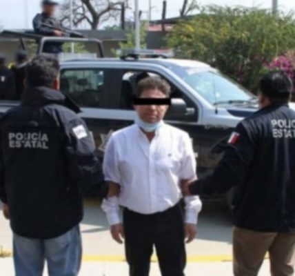 El exdiputado Juan Antonio Vera Carrizal, fue detenido por la Policía Estatal de Oaxaca, por el ataque con ácido a la joven María Elena Ríos.