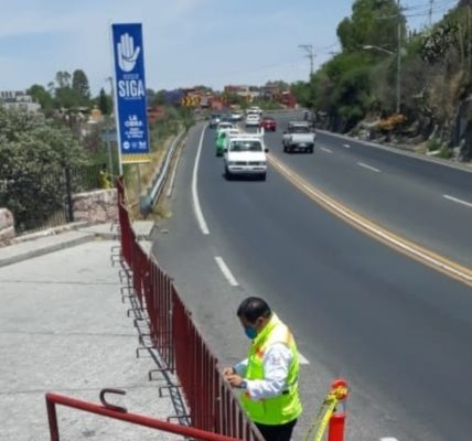 Elementos de la dirección de Protección Civil “cerraron” el mirador del Libramiento Manuel Zavala Zavala en San Miguel de Allende