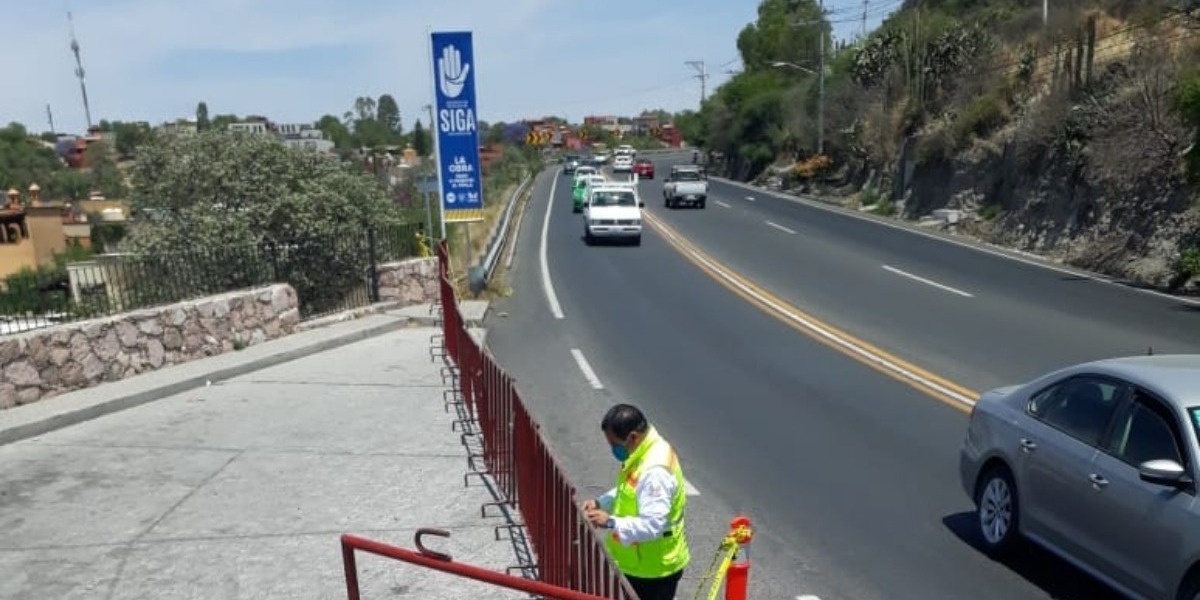 Elementos de la dirección de Protección Civil “cerraron” el mirador del Libramiento Manuel Zavala Zavala en San Miguel de Allende