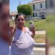 Mujer mexicana corre a tamalero de la calle en Estados Unidos