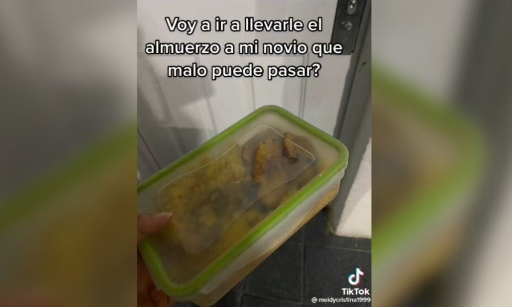 Mujer le lleva almuerzo a su novio y lo encuentra con otra mujer